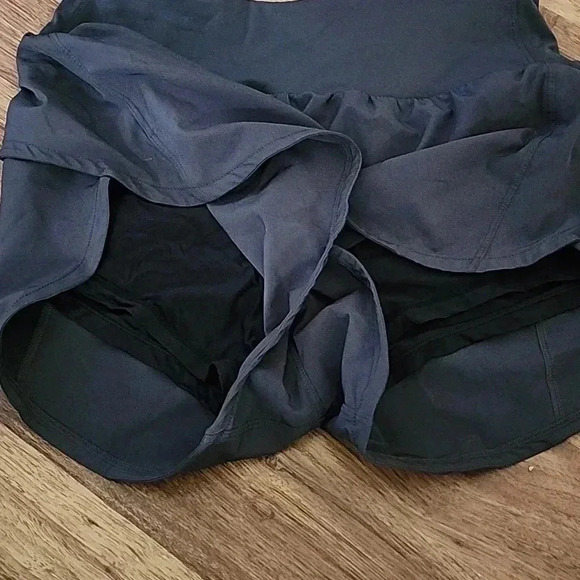 Athletic Shorts - Picture 2 of 4